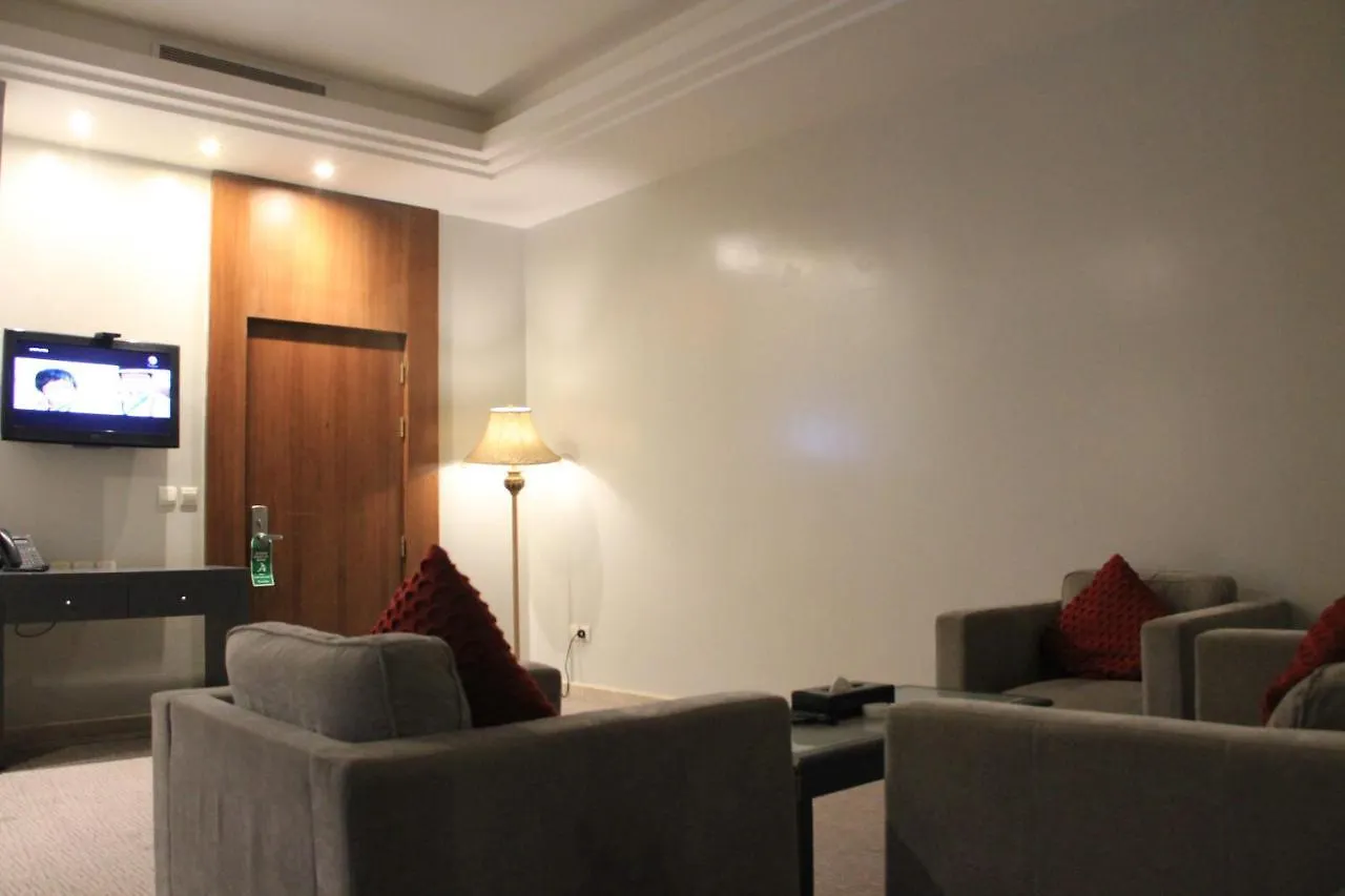 Business Inn Tahlia Hotel Riyadh