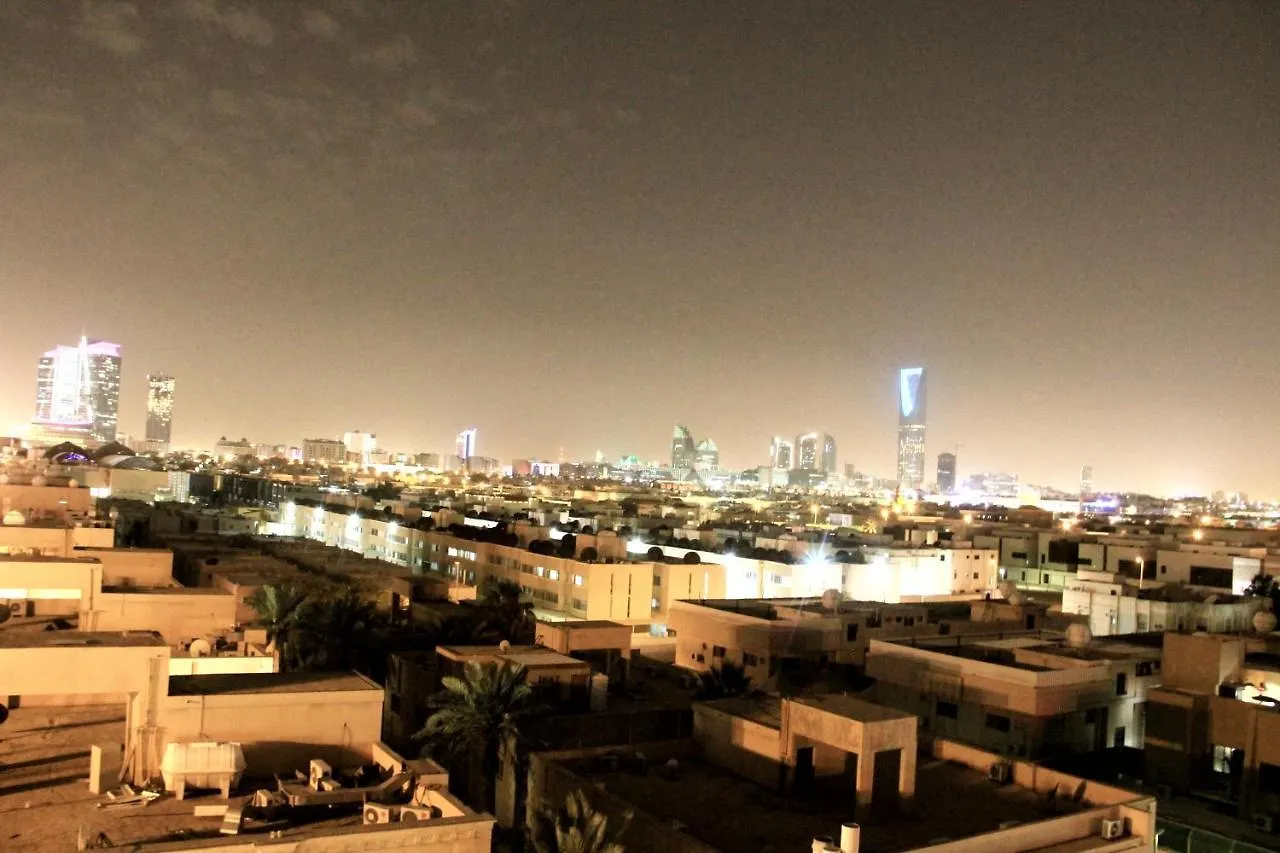 Business Inn Tahlia Hotel Riyadh 4*,